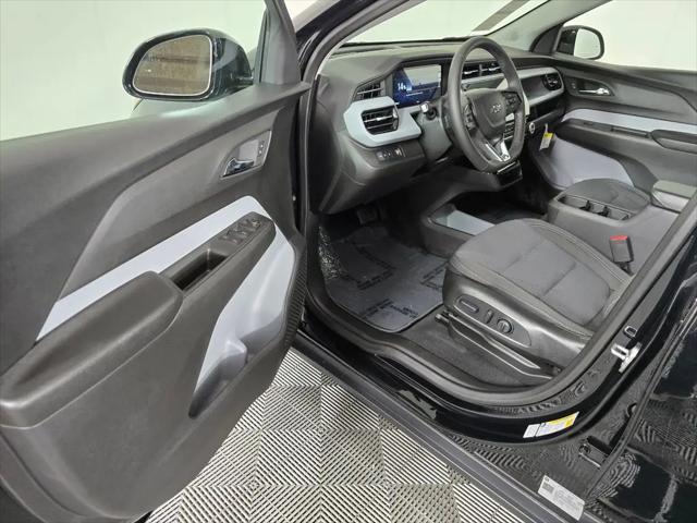 2027 Chevrolet Bolt LT FWD