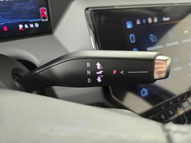 2027 Chevrolet Bolt LT FWD