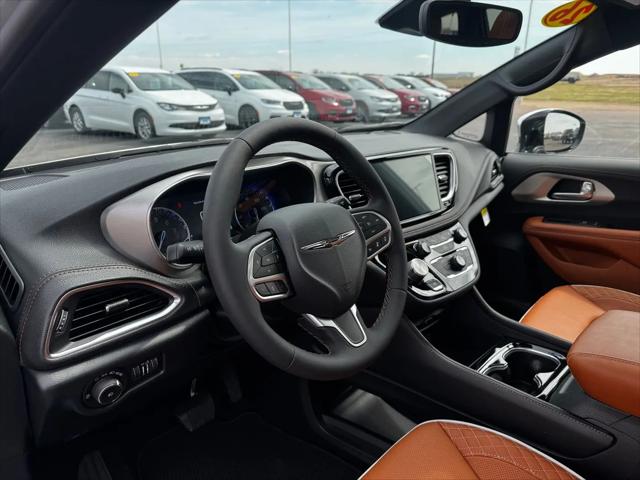 2026 Chrysler Pacifica Pinnacle AWD