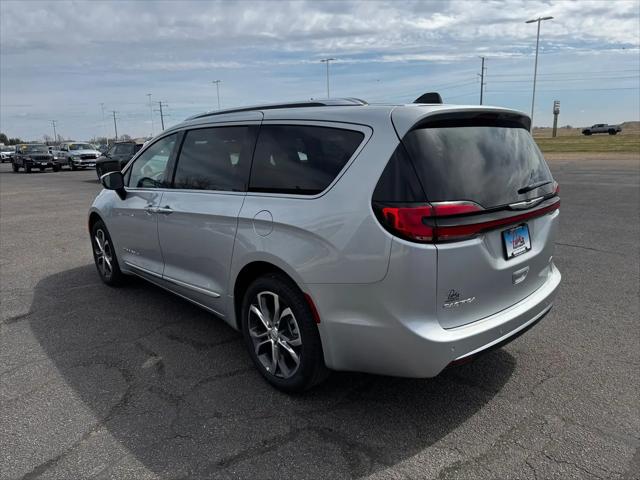 2026 Chrysler Pacifica Pinnacle AWD