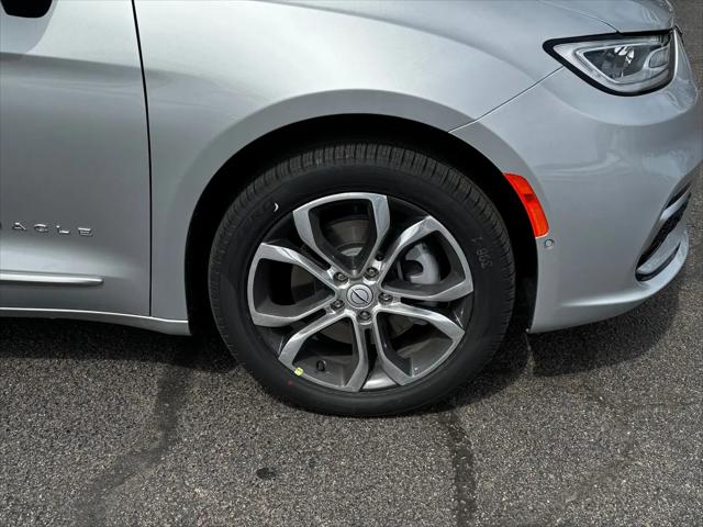 2026 Chrysler Pacifica Pinnacle AWD