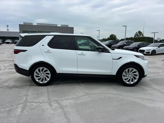 2024 Land Rover Discovery P300 S