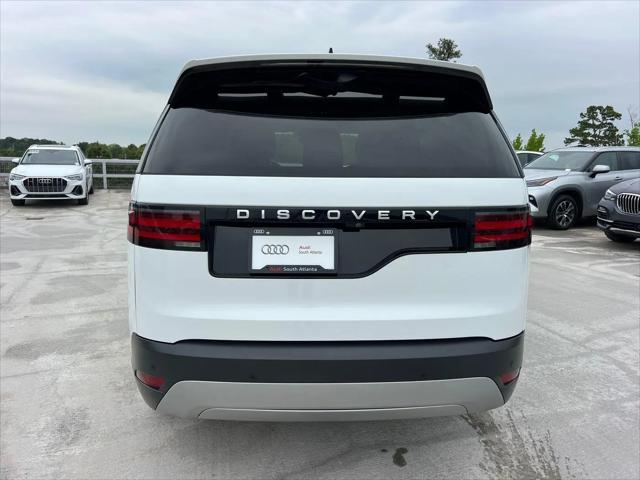 2024 Land Rover Discovery P300 S
