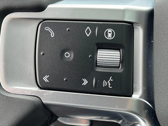 2024 Land Rover Discovery P300 S