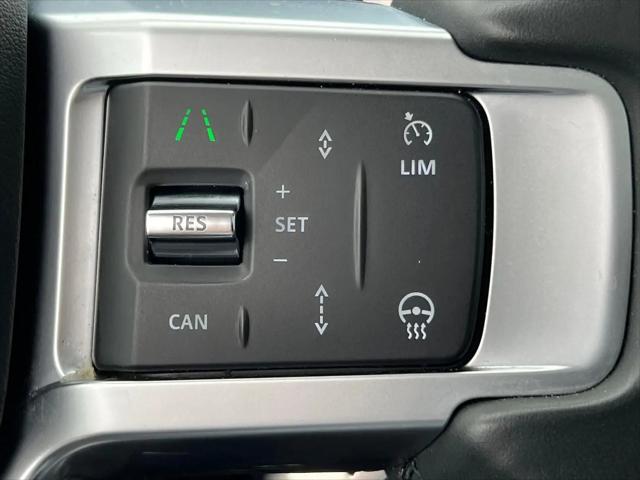 2024 Land Rover Discovery P300 S