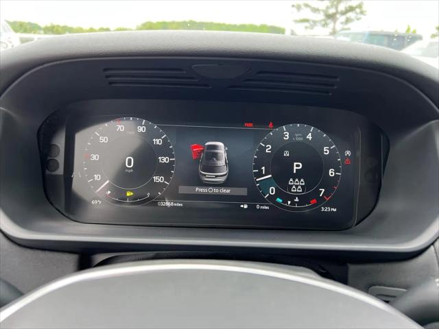 2024 Land Rover Discovery P300 S