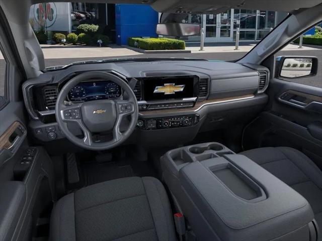 2026 Chevrolet Silverado 1500 4WD Crew Cab Short Bed LT with 2FL