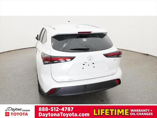 2026 Toyota Highlander Hybrid XLE