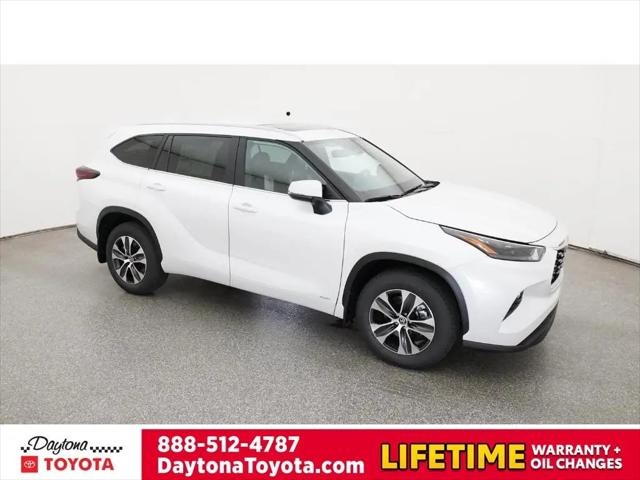 2026 Toyota Highlander Hybrid XLE