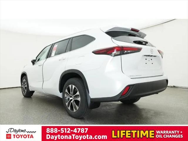 2026 Toyota Highlander Hybrid XLE