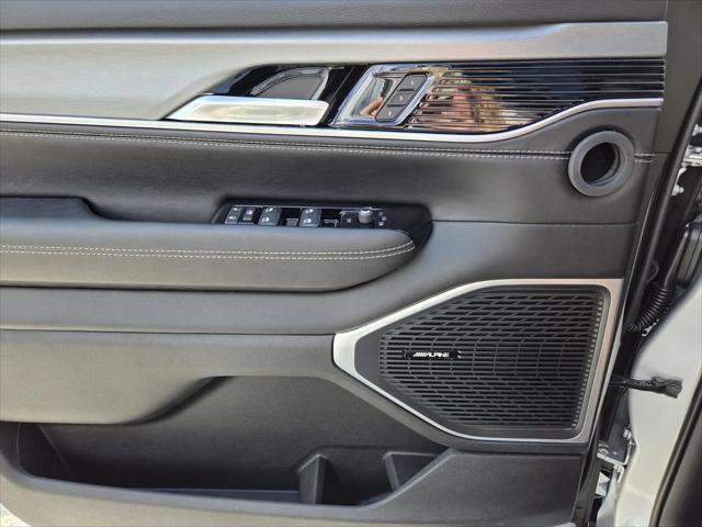 2026 Jeep Grand Wagoneer 4x2