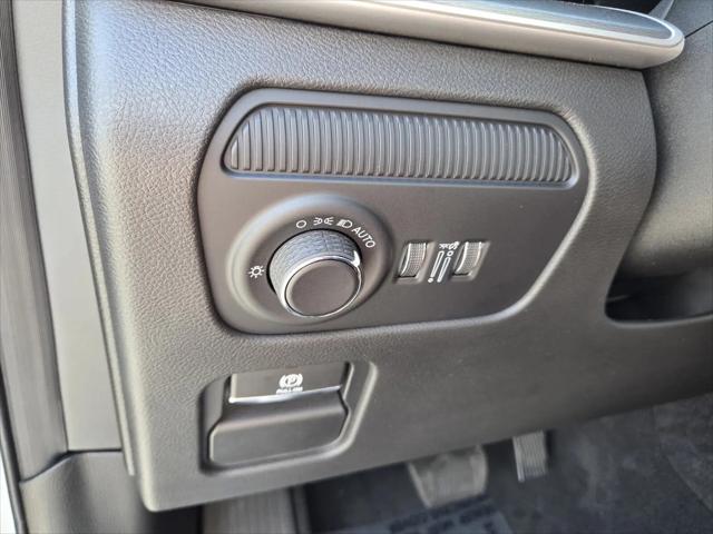 2026 Jeep Grand Wagoneer 4x2