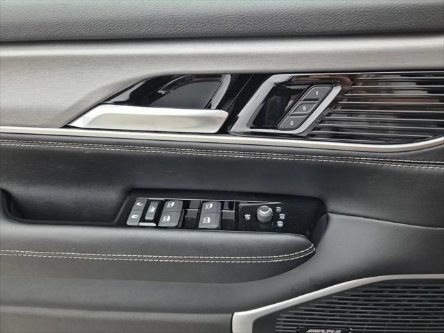 2026 Jeep Grand Wagoneer 4x2