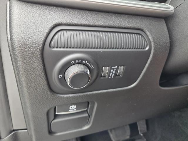 2026 Jeep Grand Wagoneer 4x2
