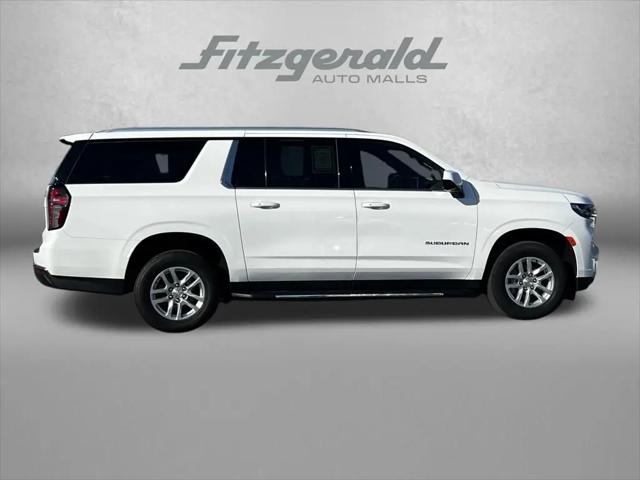 2024 Chevrolet Suburban 4WD LT