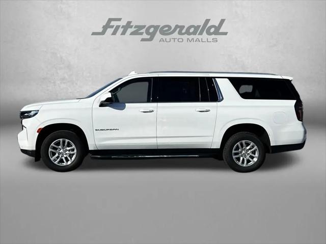 2024 Chevrolet Suburban 4WD LT