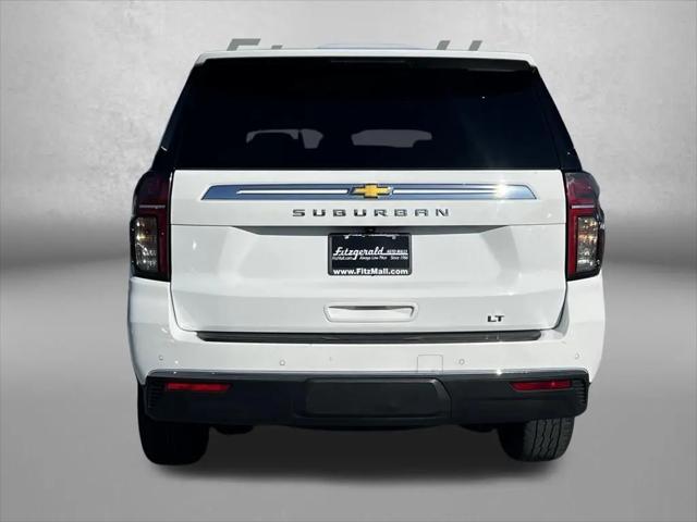 2024 Chevrolet Suburban 4WD LT