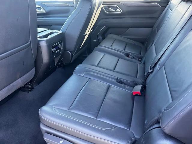 2024 Chevrolet Suburban 4WD LT