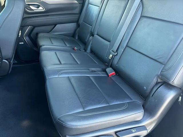 2024 Chevrolet Suburban 4WD LT