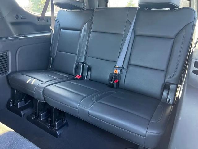 2024 Chevrolet Suburban 4WD LT