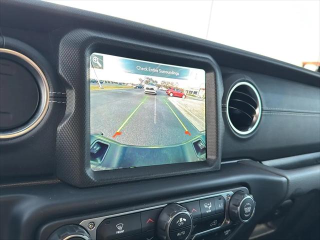 2022 Jeep Gladiator Overland