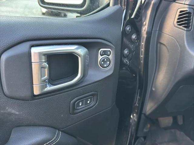 2022 Jeep Gladiator Overland