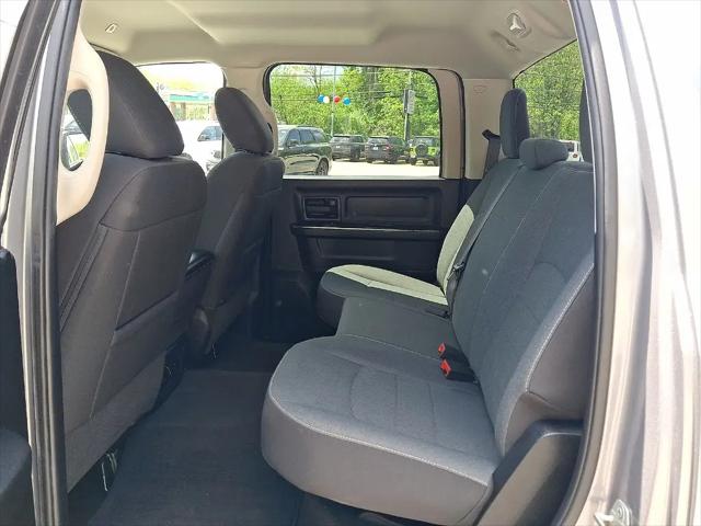 2024 Ram 1500 Classic Tradesman Crew Cab 4x4 5'7" Box