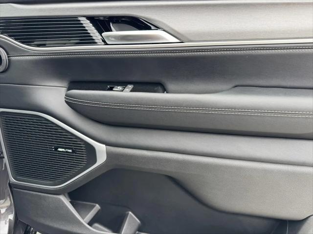2026 Jeep Grand Wagoneer L 4x4
