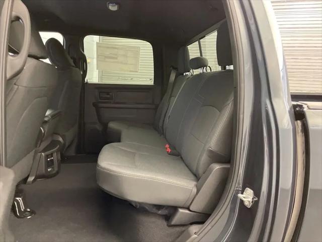 2026 Ram 2500 Black Express Crew Cab 4x4 64 Box