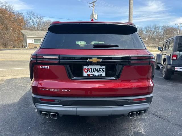 2026 Chevrolet Traverse AWD LT