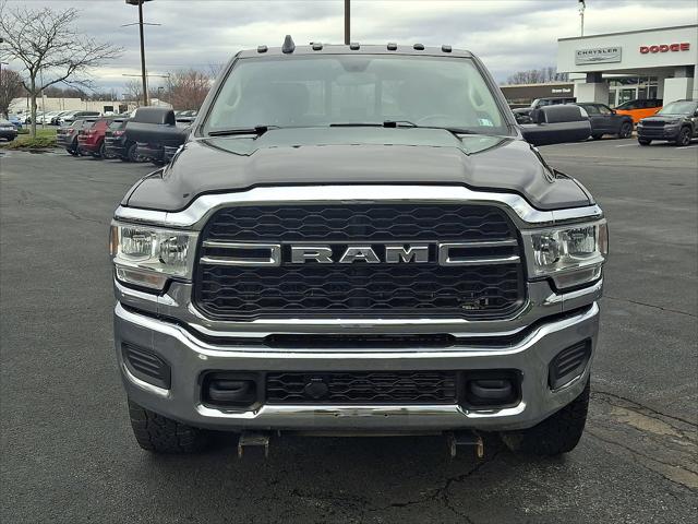 2020 RAM 2500 Tradesman Crew Cab 4x4 64 Box 2020 RAM 2500 Tradesman Crew Cab 4x4 64 Box
