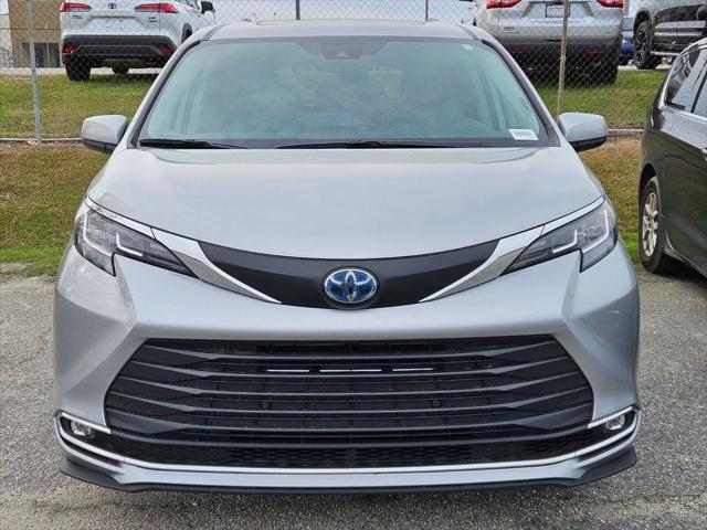 2022 Toyota Sienna XLE
