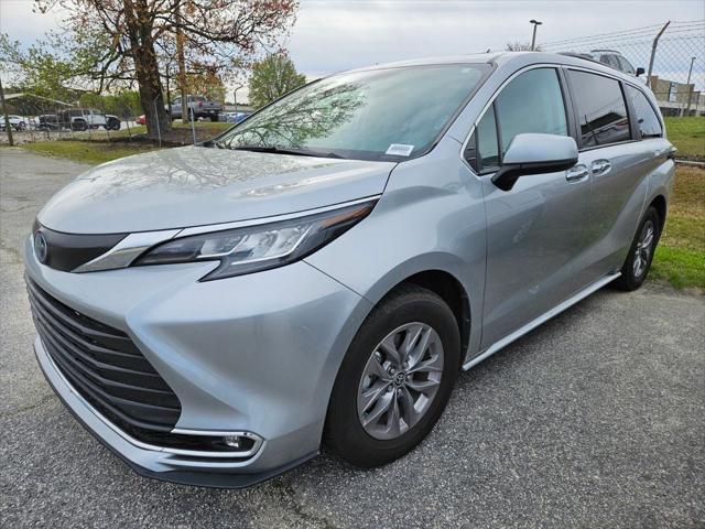 2022 Toyota Sienna XLE