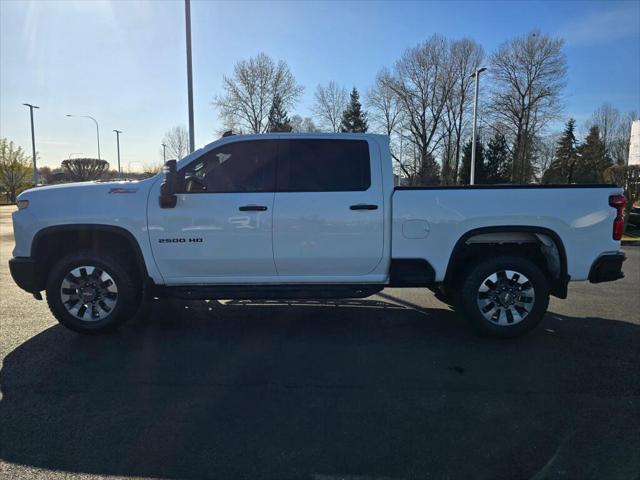 2024 Chevrolet Silverado 2500HD 4WD Crew Cab Standard Bed Custom