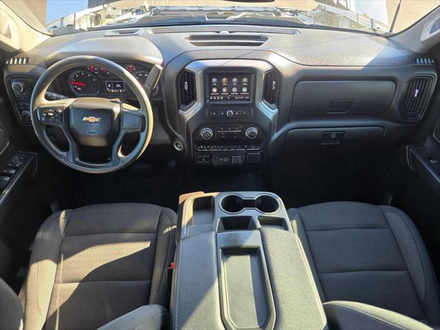 2024 Chevrolet Silverado 2500HD 4WD Crew Cab Standard Bed Custom