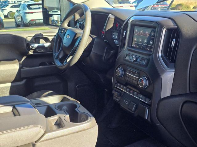 2024 Chevrolet Silverado 2500HD 4WD Crew Cab Standard Bed Custom