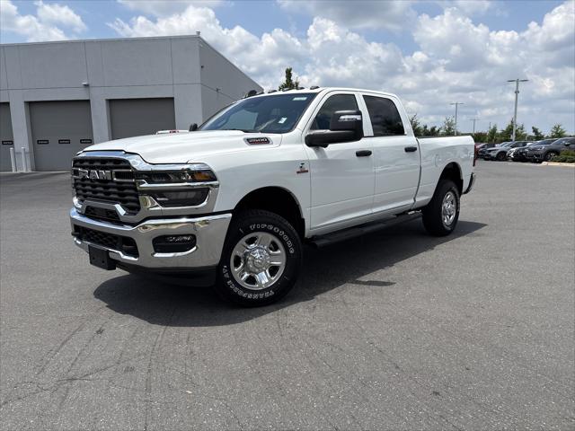 2026 RAM 2500 RAM 2500 TRADESMAN CREW CAB 4X4 64 BOX
