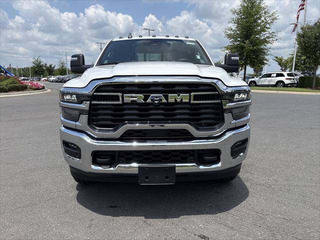 2026 RAM 2500 RAM 2500 TRADESMAN CREW CAB 4X4 64 BOX