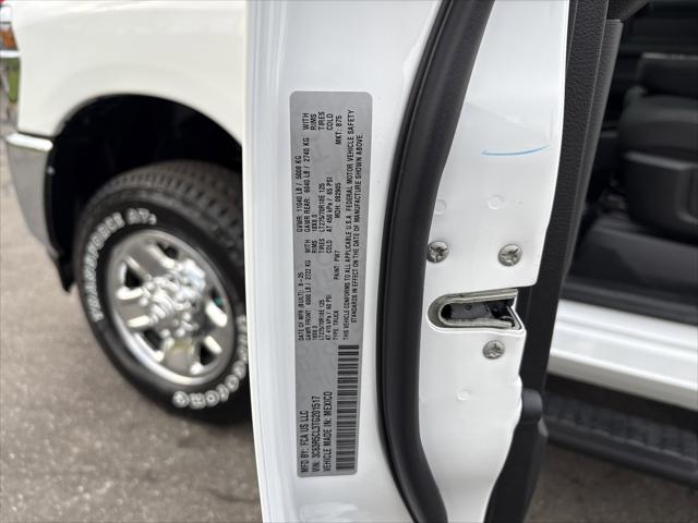 2026 Ram 2500 Tradesman Crew Cab 4x4 6'4" Box
