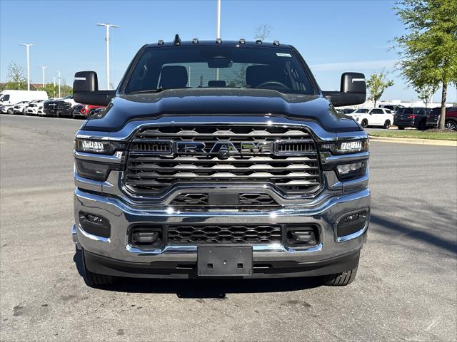 2026 RAM Ram 3500 Chassis Cab RAM 3500 TRADESMAN CREW CAB CHASSIS 4X4 60 CA