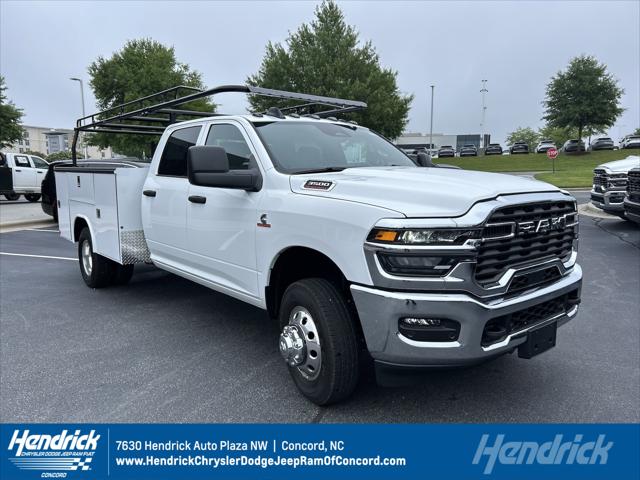 2026 RAM Ram 3500 Chassis Cab RAM 3500 TRADESMAN CREW CAB CHASSIS 4X4 60 CA