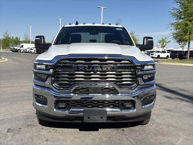 2026 RAM Ram 3500 Chassis Cab RAM 3500 TRADESMAN CREW CAB CHASSIS 4X4 60 CA