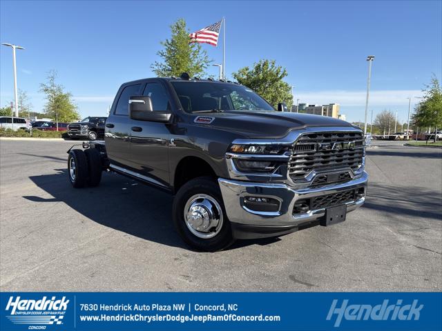 2026 RAM Ram 3500 Chassis Cab RAM 3500 TRADESMAN CREW CAB CHASSIS 4X4 60 CA