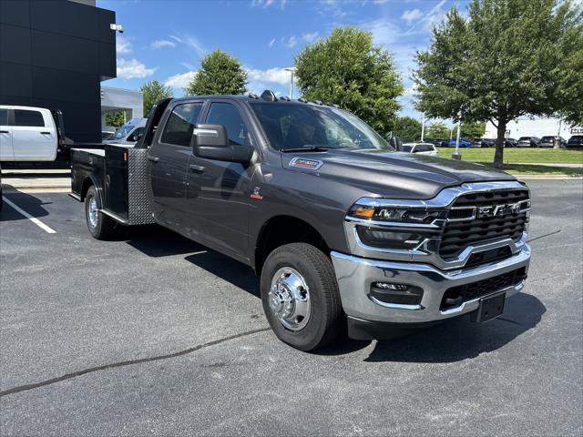 2026 RAM 3500 Chassis RAM 3500 TRADESMAN CREW CAB CHASSIS 4X4 60 CA
