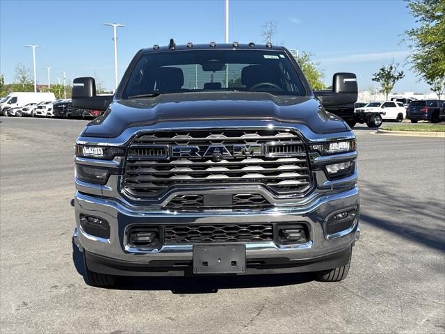 2026 RAM 3500 Chassis RAM 3500 TRADESMAN CREW CAB CHASSIS 4X4 60 CA