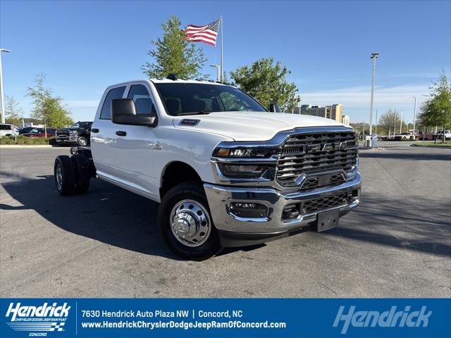 2026 RAM Ram 3500 Chassis Cab RAM 3500 TRADESMAN CREW CAB CHASSIS 4X4 60 CA
