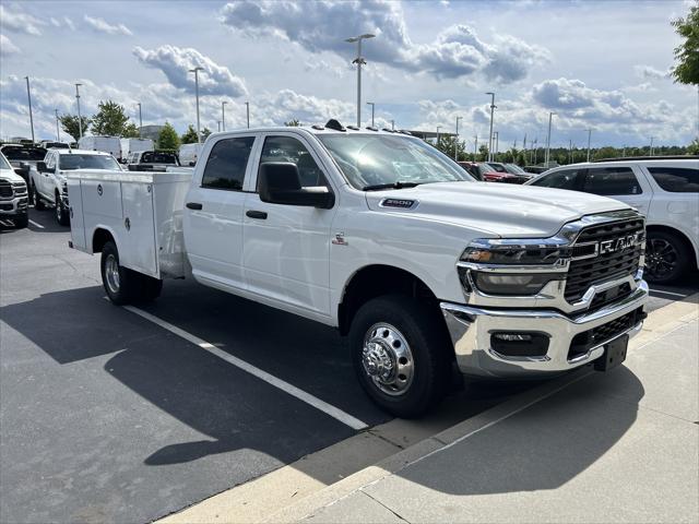 2026 RAM 3500 Chassis RAM 3500 TRADESMAN CREW CAB CHASSIS 4X4 60 CA