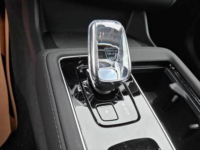 2026 Volvo XC90 Plus, B6 AWD Gas (mild hybrid), Gasoline, Bright, 7 Seats
