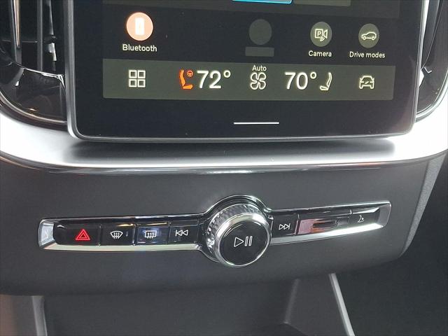2026 Volvo XC90 Plus, B6 AWD Gas (mild hybrid), Gasoline, Bright, 7 Seats