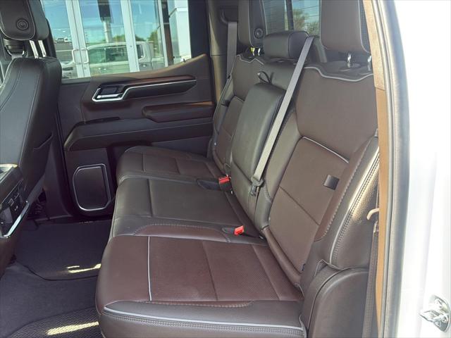 2025 GMC Sierra 1500 4WD Crew Cab Short Box Denali
